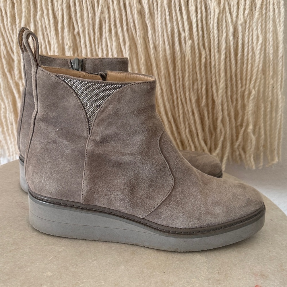 Fabiana Filippi Elegant Gray Suede Ankle Booties Sz 39